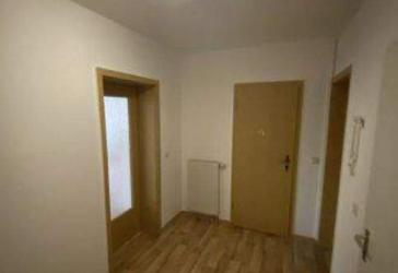 Sehr schöne 2-Raum Wohnung mit praktischen Schnitt