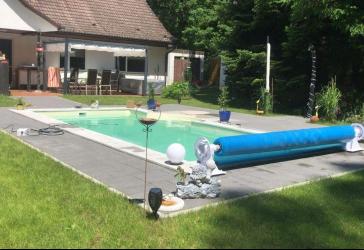 Neu auf dem Markt! Gepflegtes Einfamilienhaus mit viel Platz für die Familie, Außenpool, Einlieger-Wohnung und eigenem ca. 3.520 m ² Privatwald!