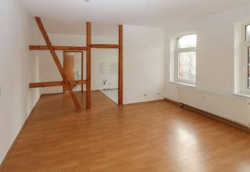 Wohnen mit Flair: 2-Zimmer-Wohnung in der Andreasvorstadt