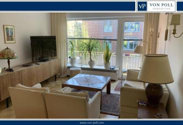 Charmante 2,5 Zi-Wohnung mit großem Balkon - mitten in Poppenbüttel