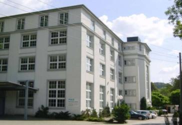 kleine Halle mit Rampe in Chemnitz Einsiedel zur MIETE - beheizbar -