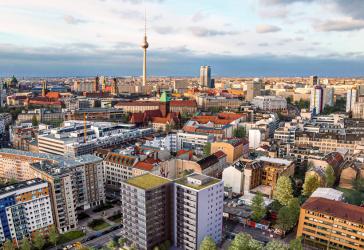 Mitte: Köpenicker Str: VERMIETETE 4-Zi-NEUBAU-Whg -10. OG - 92 m² - 2 BALKONE - SOFORT zu VERKAUFEN