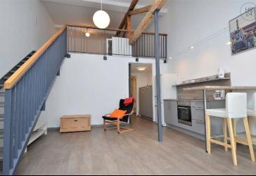 Neu möblierte Galeriewohnung in Augsburg