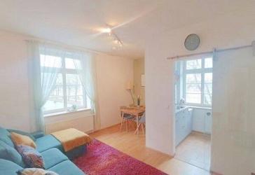 Attraktive möblierte 2-Raum Wohnung in beliebter Lage an den Dresdener Elbwiesen