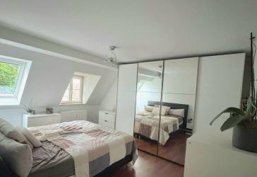 Hohe Eigenkapitalrendite in Offenburg | DG-Wohnung mit Ausbaupotenzial + WG-Option | erhöhte AfA möglich
