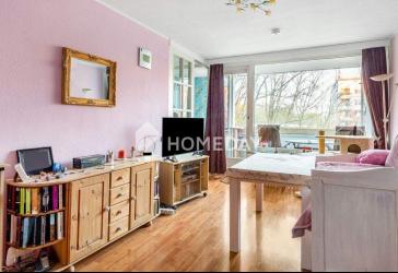 Gepflegtes 1-Zimmer-Apartment mit Loggia, Stellplatz und Aufzug - für Kapitalanleger