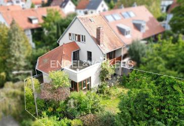 Reihenendhaus mit viel Potential - ruhig gelegen und nahe der Alts