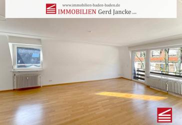 Baden-Baden, Zentrum, großzügige 4-Zimmer-Wohnung mit Balkon und TG-Stellplatz!