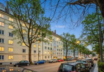 Altschwabing | 96 m² | 3-Zimmer mit Entwicklungspotenzial I Eigennutz oder renditestarke Vermietung