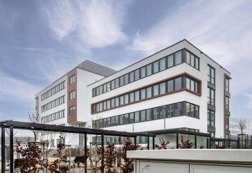 Ihr Büro im office 51°7 auf 439 m² | zahlreiche Stellplätze | Glasfaserkabel