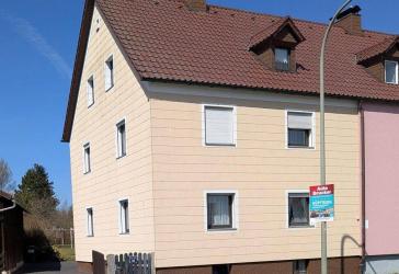 Gepflegte Doppelhaushälfte zu verkaufen in Waldsassen