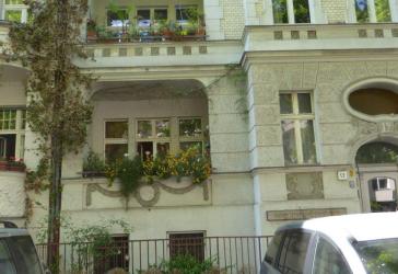 Zwei Immobilienangebote-Kapitalanlage-- zur langfristigen Geldanlage in Friedenau