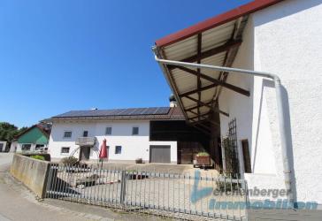 ***Ehemalige Hofstelle mit Nebengebäude, PV-Anlage, Nähe Eichendorf***