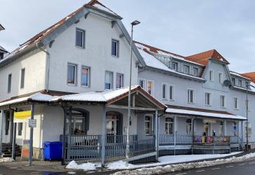 Wohneinheit und Büro in zentraler Lage
