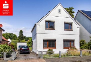 Einfamilienhaus mit großzügigem Grundstück und Garage in beliebter Lage von Bremen Fähr-Lobbendorf
