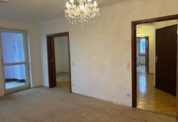 Sonnige 4-Zi. ETW, familienfreundlich, ca. 90m² 2Balkone, TG-Platz, Scheuerfeld. Einfach einziehen!