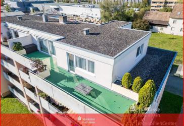 Ihr neues Zuhause: Dachgeschoss-Wohnung mit Penthouse-Charakter - kein Lift!