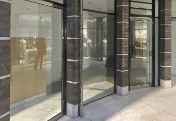 Ansprechende(s) Ladenlokal/Geschäftsfläche/Büro in imposantem Architektenhaus im Herzen von Rheydt