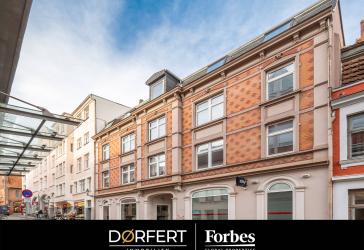 Lübeck I Aufgeteiltes Zinshaus mit Gewerbe und Wohneinheiten auf Altstadt-Insel mit Dachterrasse