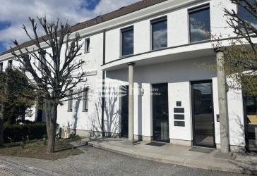 Loftbüro in Fürth || 182 m² || EUR 2.240,- p.M.