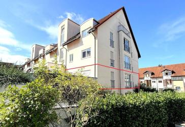 Große und helle 2-Zimmer-Wohnung mit Balkon direkt an der Schweizer Grenze!