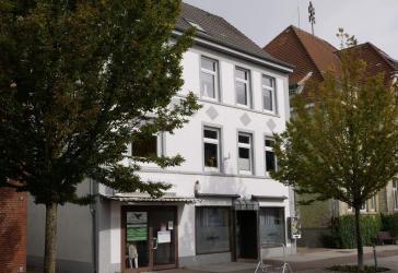 Neuer Preis ! Zentral gelegenes Wohn- und Geschäftshaus in Brunsbüttel