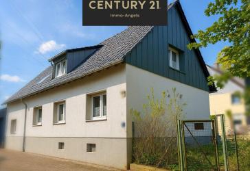 freistehendes Haus + Einliegerwohnung: 3 Badezimmer, Garage & Garten in Hilden
