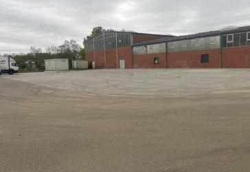 Lagerhalle mit Freifläche | Kurzläufer möglich | Provisionsfrei