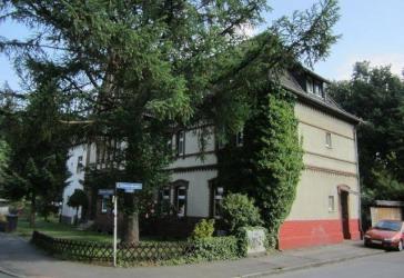 Wohlfühlwohnung: schöne 2-Zimmer-Dachgeschosswohnung