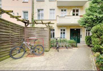 **City West*: Solide vermietete Gründerzeit-Wohnung ++ 3 Zimmer ++ Balkon ++ Provisionsfrei