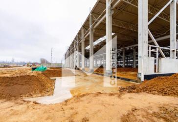 PROVISIONSFREI | NEUBAU | LOGISTIK | HALLE | PV | E-LADESÄULE | COMSTATE