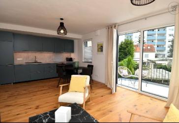 Augsburg City - voll möblierte Maisonette Wohnung mit 2 Schlafzimmern und Balkon