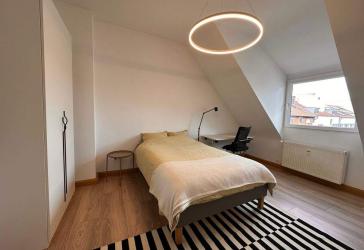 Helles WG-Zimmer in Alt-Saarbrücken