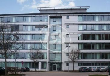 Moderne Büroeinheit mit Top-Verkehrsanbindung (Gemeinbedarf)