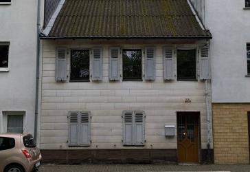 Einfamilienhaus mit Potenzial - perfekte Gelegenheit für kreative Köpfe und Investoren!