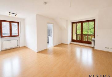 Elvira - Perlach - Sehr schöne Wohnung mit großem Atelier am Ostpark