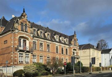 Zittau: Historische Haushälfte mit großem Garten & Remise - Potenzial!
