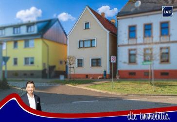 ***Einfamilienhaus mit Nebengelass, Innenhof und viel Potenzial***