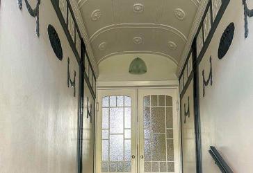 RESERVIERT* Wohnen mit Charakter - großzügige 4-Zimmer-Wohnung im herrschaftlichen Altbau * Veranda, Kamin, Gäste-Bad *