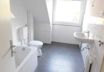 Schöne 2-Zimmer-DG-Wohung!