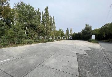 ca. 1.250 m² große befestigte Freifläche in Reinbek