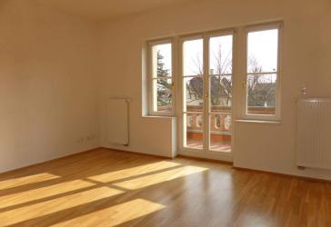 Vermietete 4-Raum-Wohnung mit Stellplatz im hochwertig sanierten Wohnensemble 'Hoffmans Gärten' !!