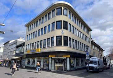 Repräsentative Büroeinheit in Kassels Innenstadt - vielseitig nutzbar frei ab 01.01.2026