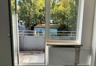 Top Lage: Sanierte 1-Zimmer-Wohnung mit EBK und Balkon