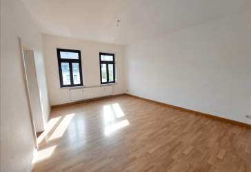 ** 1. MONAT KALTMIETFREI ** 3-R.-Whg. mit BALKON :)