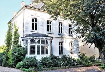 Vorschaubild Villa