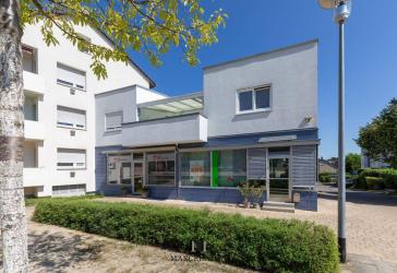 Exklusive Wohn- und Gewerbeeinheit mit großzügiger Dachterrasse in zentraler Lage