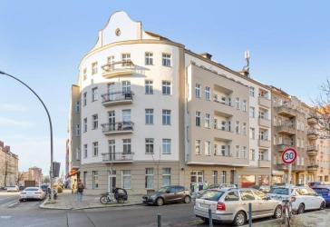 Vermietete Kapitalanlage in Kreuzberg: Bäckerei und Kiosk - an gut frequentierter Kreuzung!