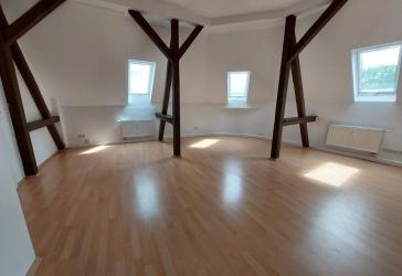 Tolle 7-Raum-DG-Wohnung mit Balkon in Chemnitz-Kappel