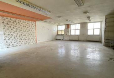 Produktions-, Lager & Werkstattflächen in zentraler Lage mit eigener Einfahrt